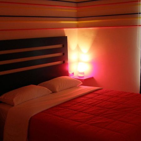 Room In A Neoclassical House - Ladybug Kastoria Exterior foto