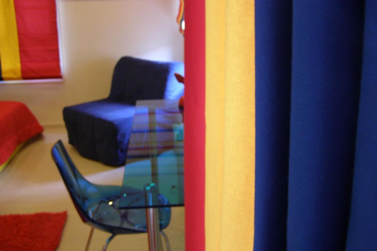 Room In A Neoclassical House - Ladybug Kastoria Exterior foto