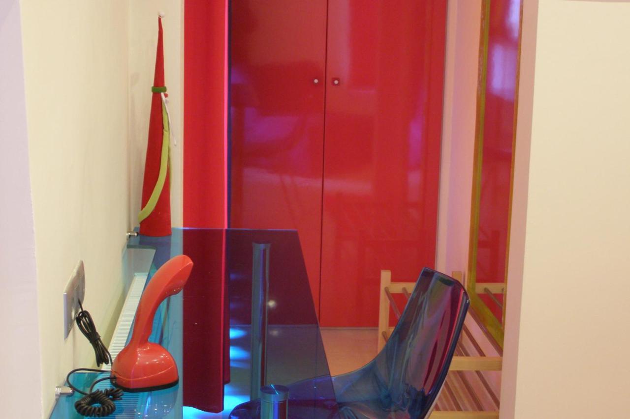 Room In A Neoclassical House - Ladybug Kastoria Exterior foto